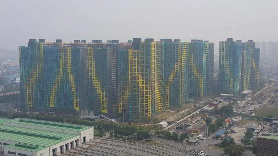 대구에 있다는 전국에서 제일 도색이 특이한 아파트 | mbong.kr 엠봉