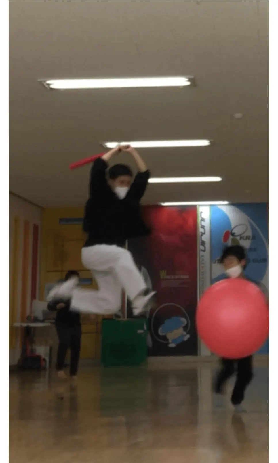 EJG06.webp