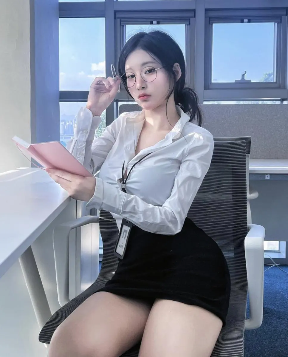 HM7hX.webp