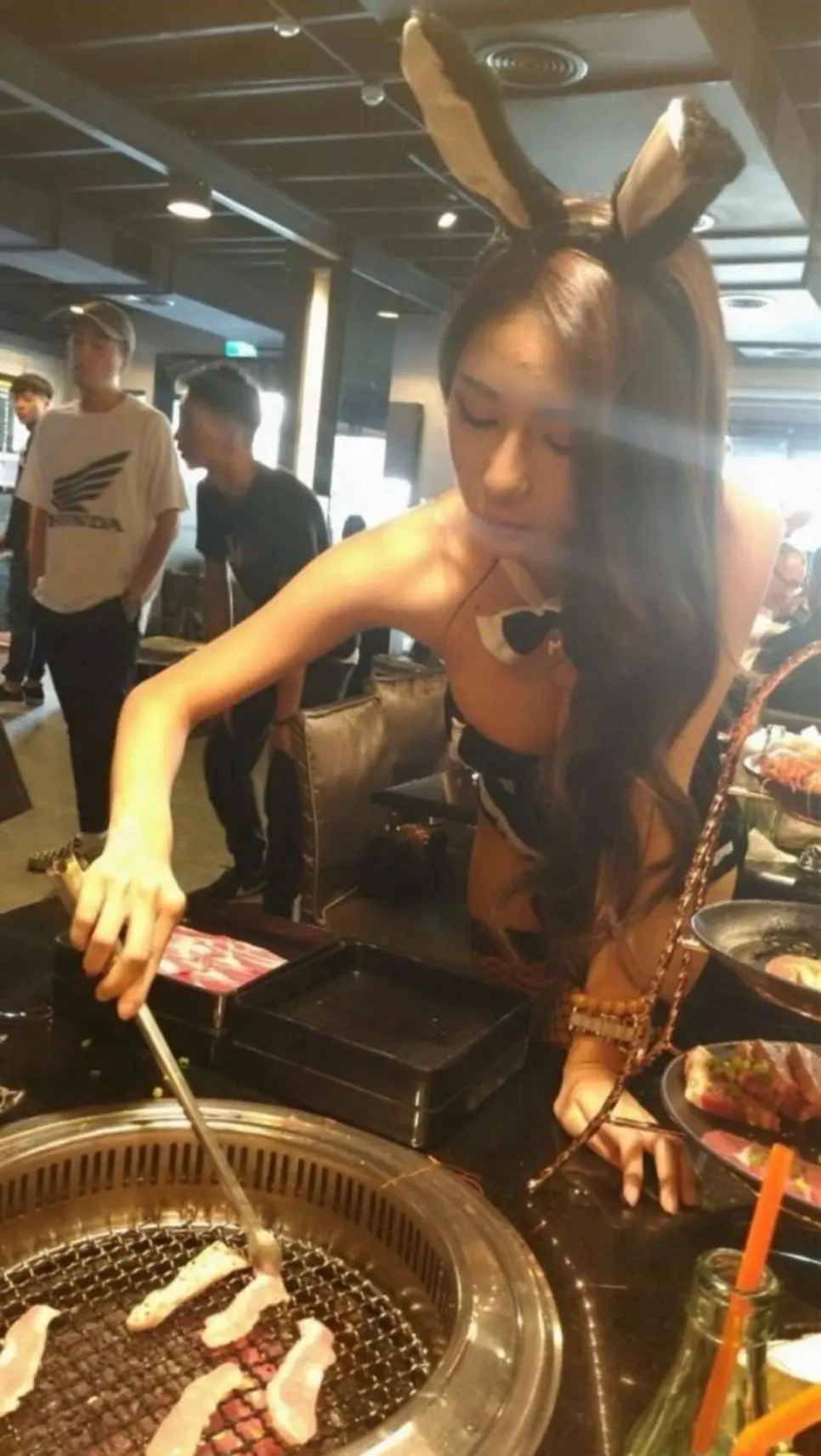 Hbk5T.webp