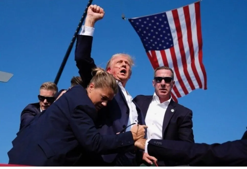 아베와 트럼프가 우정을 다지는.manwha | mbong.kr 엠봉