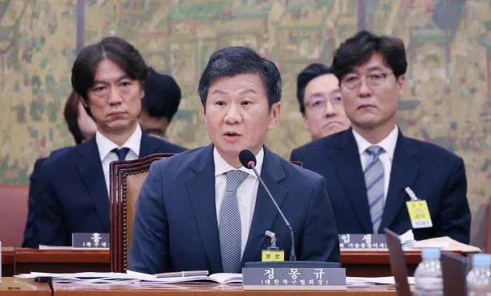 한국 축구 역사상 가장 단단한 빽쓰리 | mbong.kr 엠봉