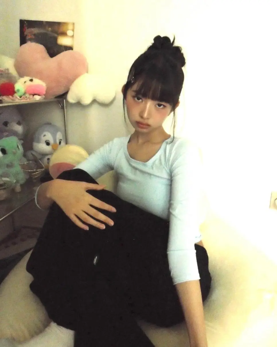 JIFyA.webp