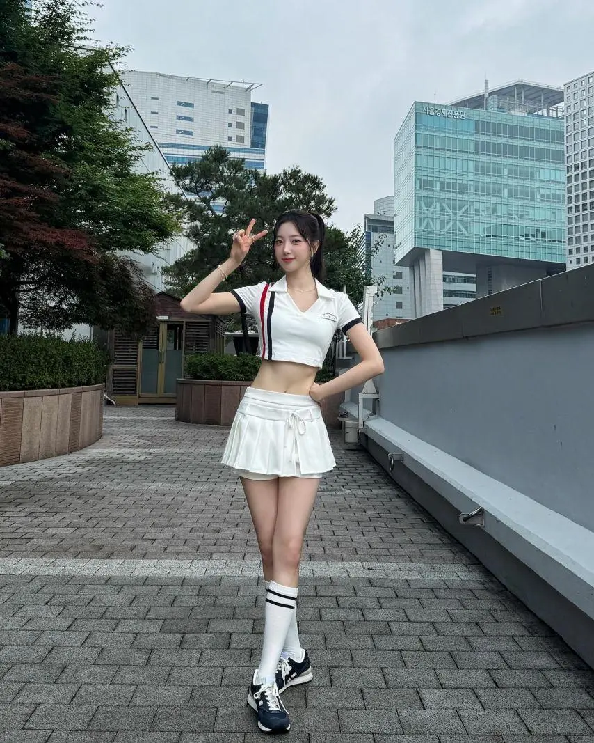 JW2w1.webp