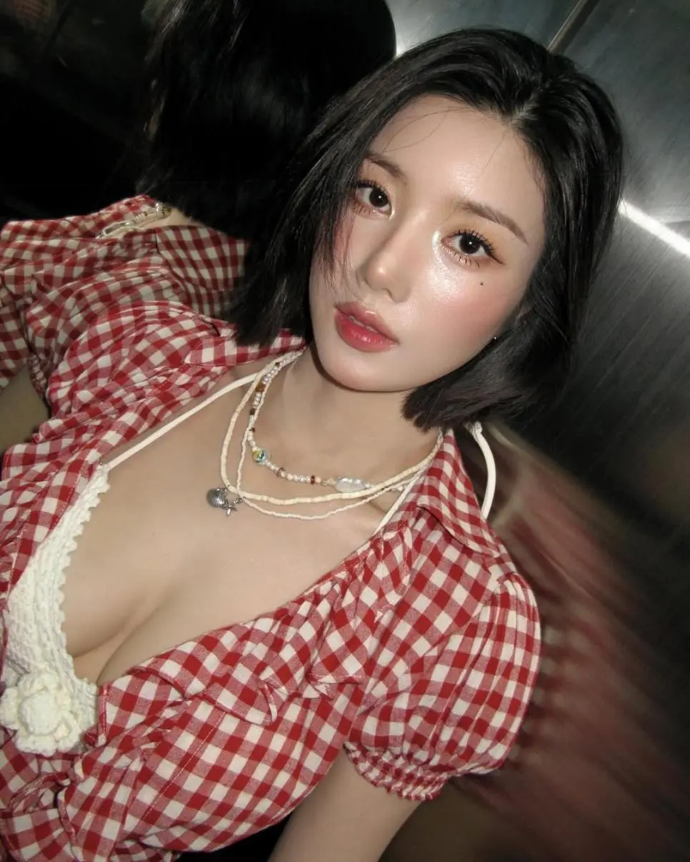 JYIEE.webp