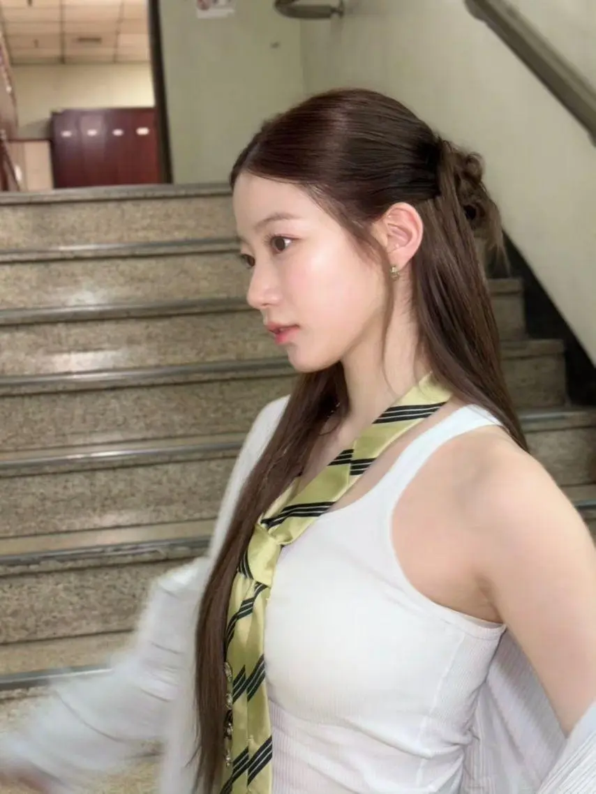 JYXtq.webp