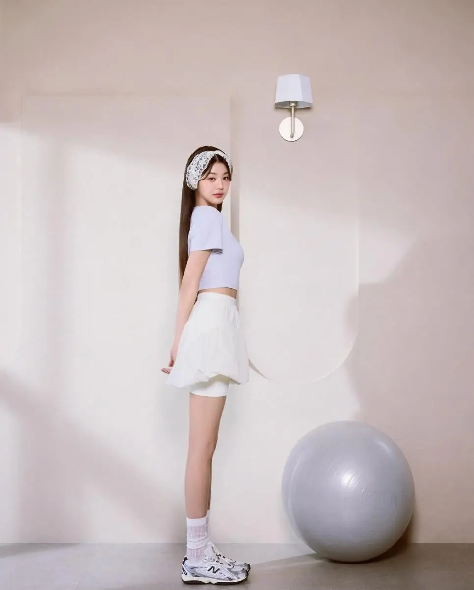 JYioW.webp