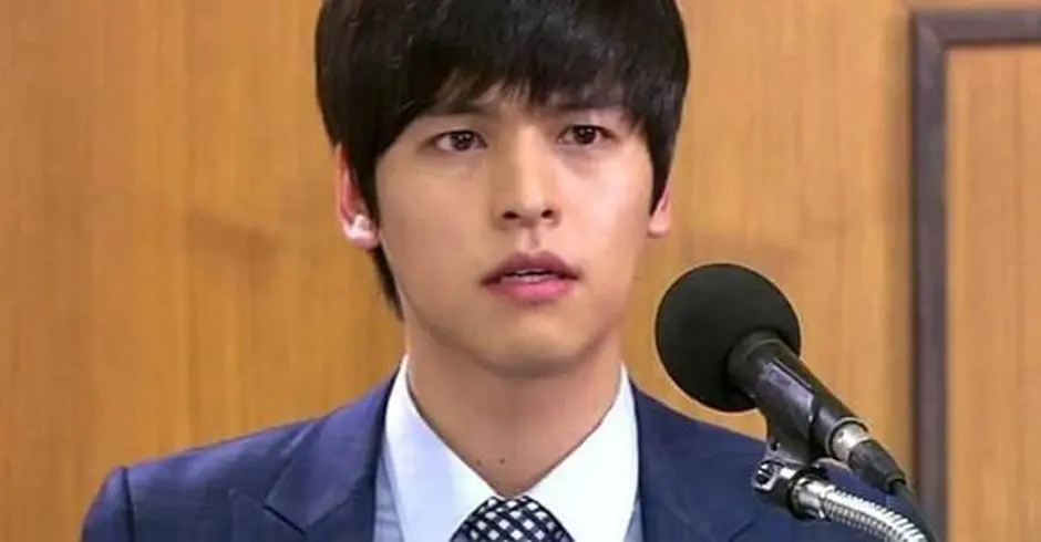 Jg9iD.webp