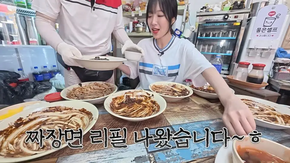 JhryC.webp