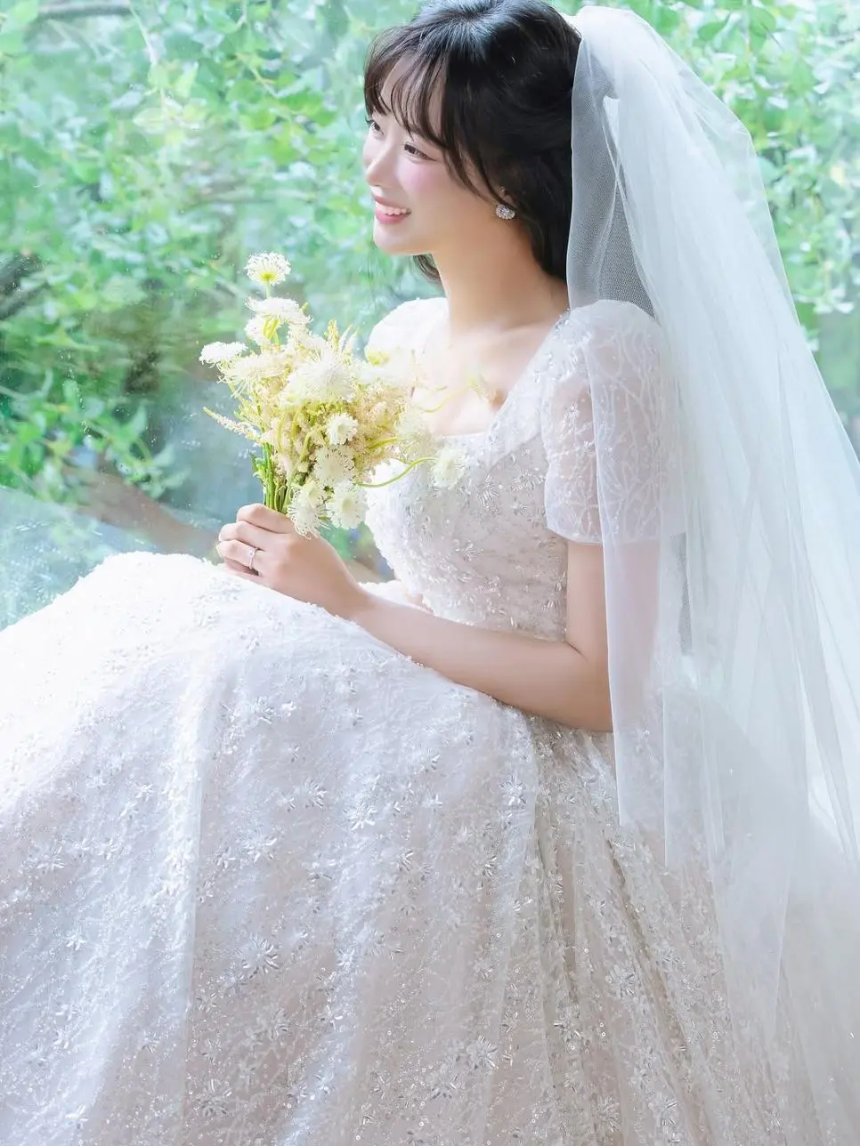 Jj73E.webp