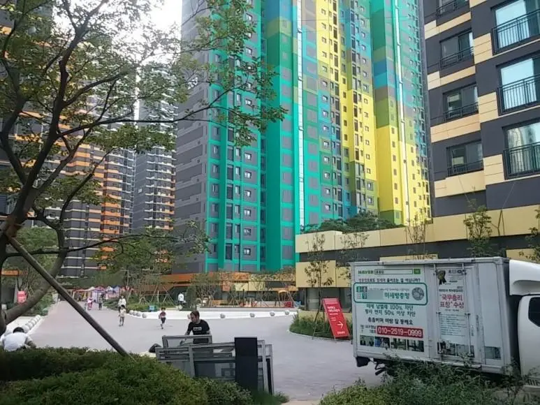대구에 있다는 전국에서 제일 도색이 특이한 아파트 | mbong.kr 엠봉