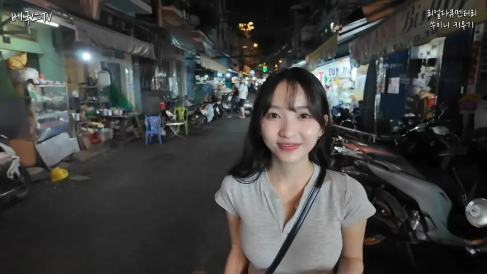 JlyzY.webp