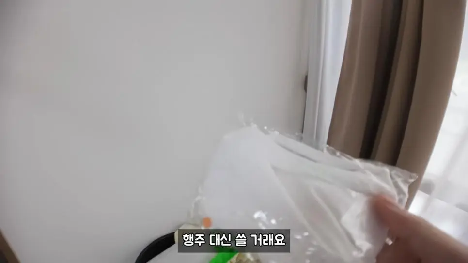 JqZ9K.webp
