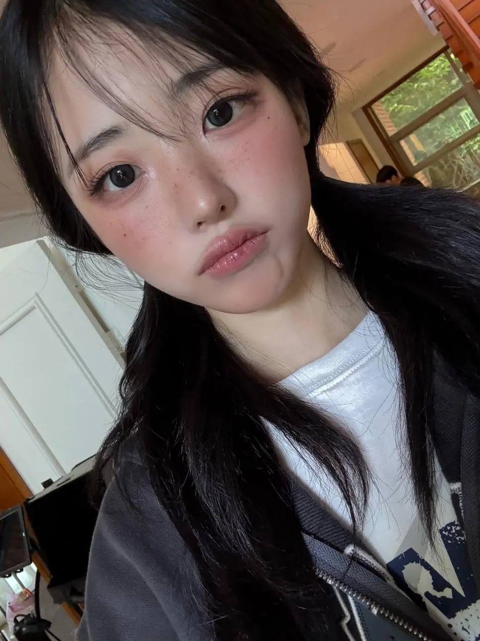 JrAhD.webp