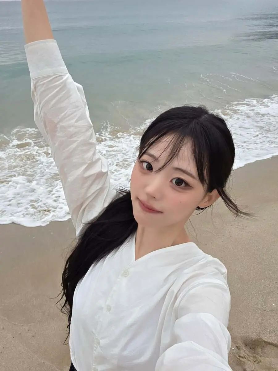 JsEyn.webp