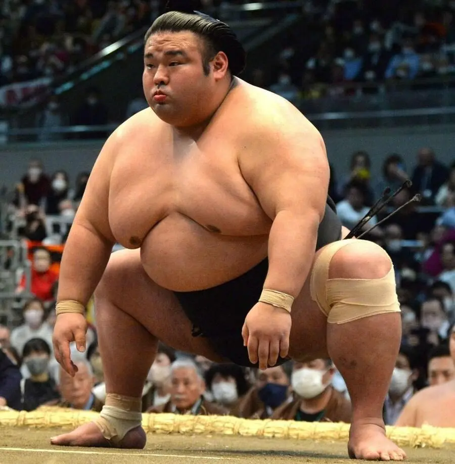 1년만에 살 엄청 빠진 일본의 유명 스모선수... | mbong.kr 엠봉