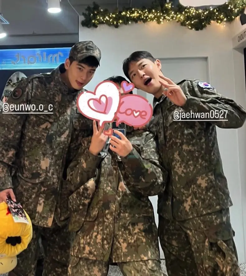 군대에서도 잘생긴 차은우 근황.jpg | 인스티즈