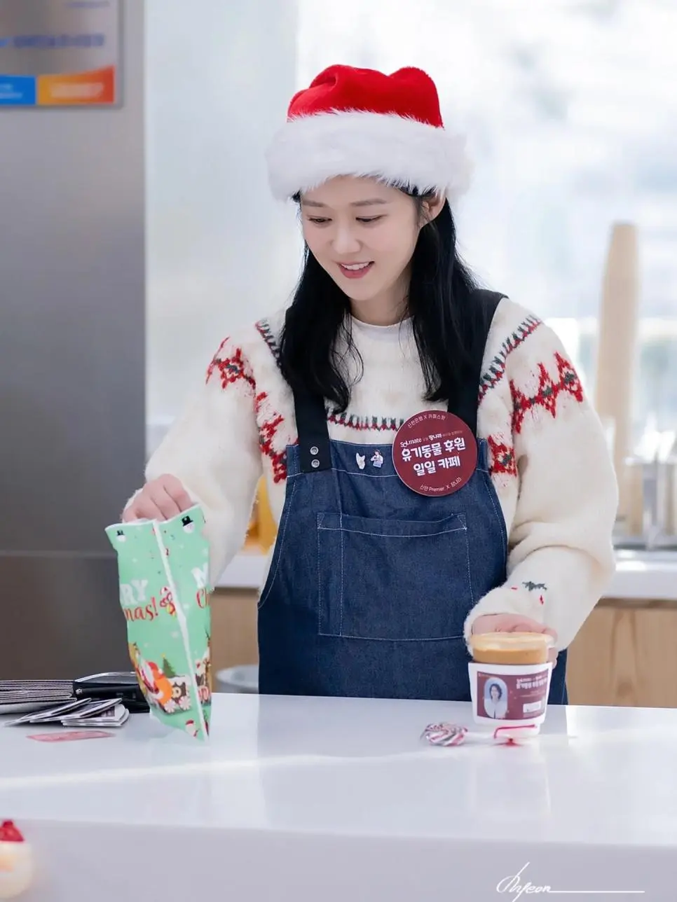 유기동물 후원 일일카페 바리스타 장나라 | 인스티즈