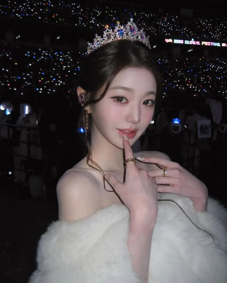 아이브 장원영 인스타 ❄️🪽✨️✨️ | 인스티즈