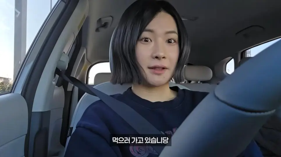 드럼통 빵이 유명한 브런치 카페 | mbong.kr 엠봉