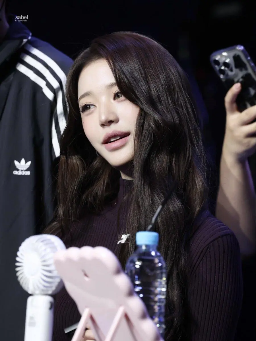 장원영 최근 팬싸인회 | mbong.kr 엠봉