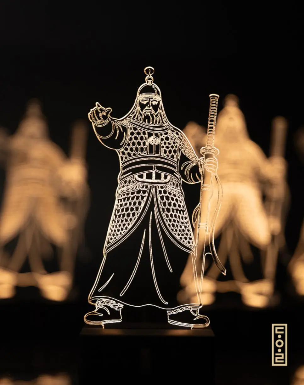 국립박물관 기념품샵에서 출시한 이순신 램프 | mbong.kr 엠봉