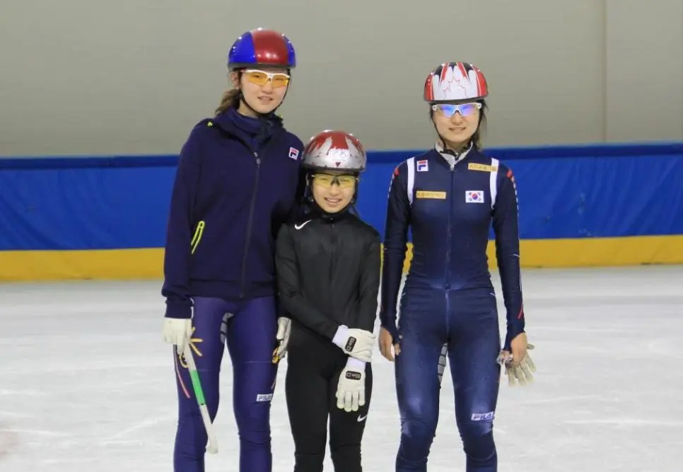 김길리 초딩 시절 최민정 심석희와 함께.jpg | mbong.kr 엠봉