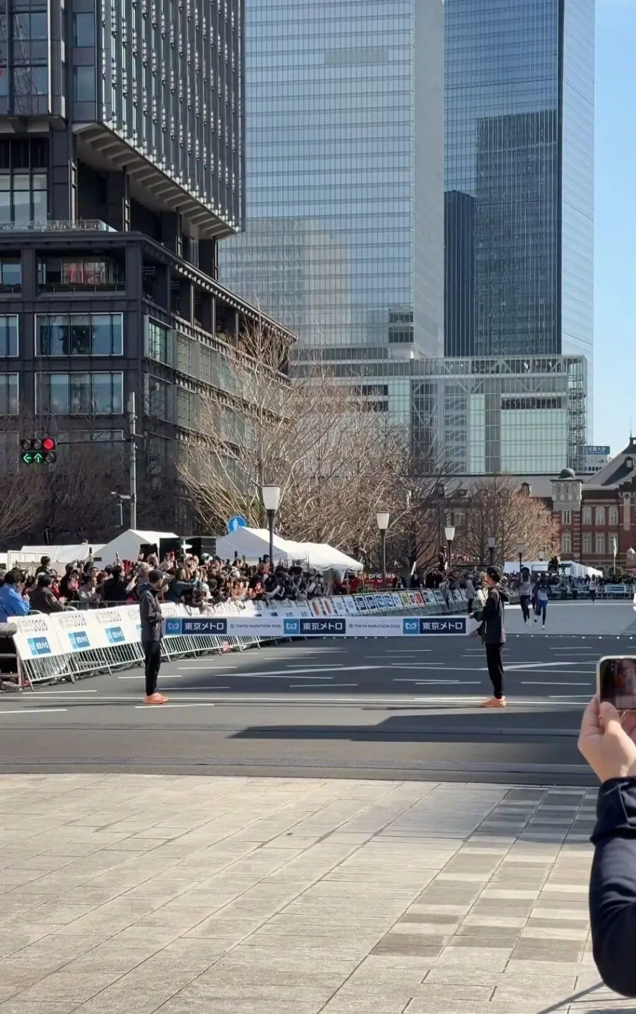 삼일절에 논란이 된 중학교 교사 | mbong.kr 엠봉