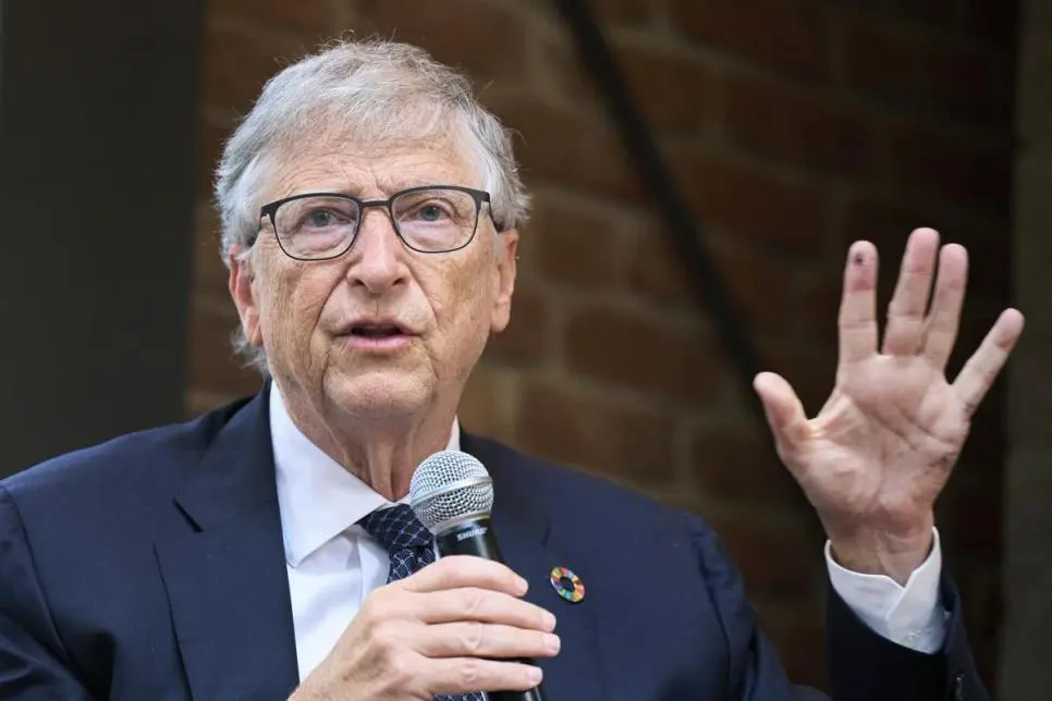 빌게이츠, AI 덕분에 주2~3일만 일해도 된다 ^^ | mbong.kr 엠봉