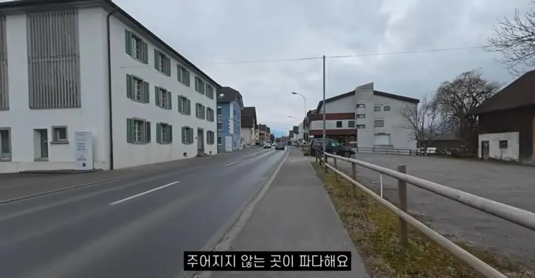 100만 여행유튜버가 깨달은 인생에서 가장 중요한것.jpg | mbong.kr 엠봉