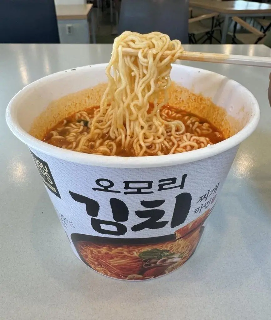 김치찌개 광인으로 알려진 일본인 근황 | mbong.kr 엠봉