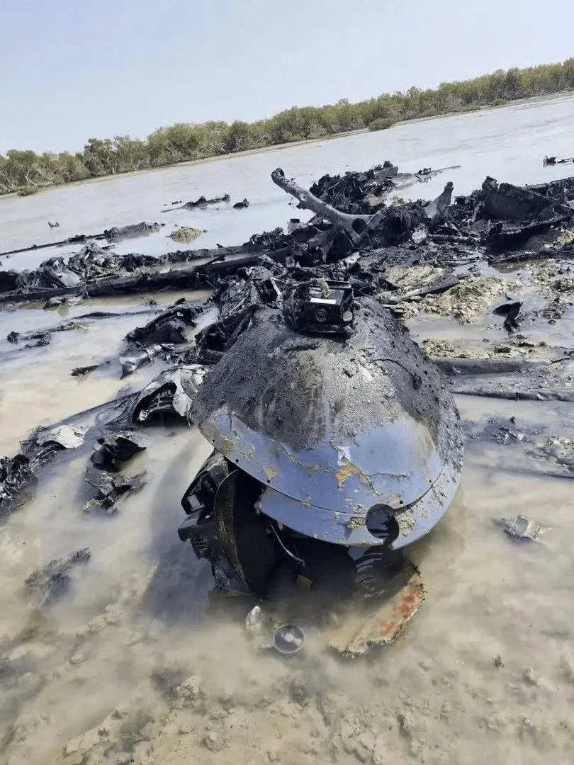 1800억 짜리 드론이 추락한 모습 | mbong.kr 엠봉