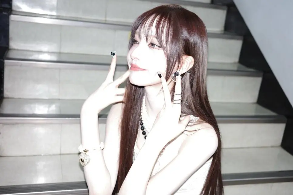 뼈말라됐다는 아이브 리즈 | mbong.kr 엠봉