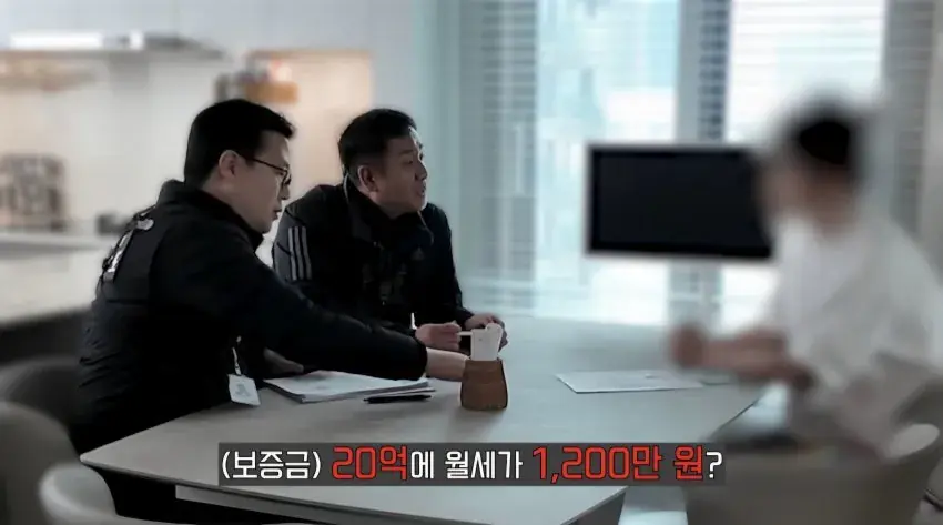 유튜버 세금 징수하고 현타온 국세청 직원 | mbong.kr 엠봉