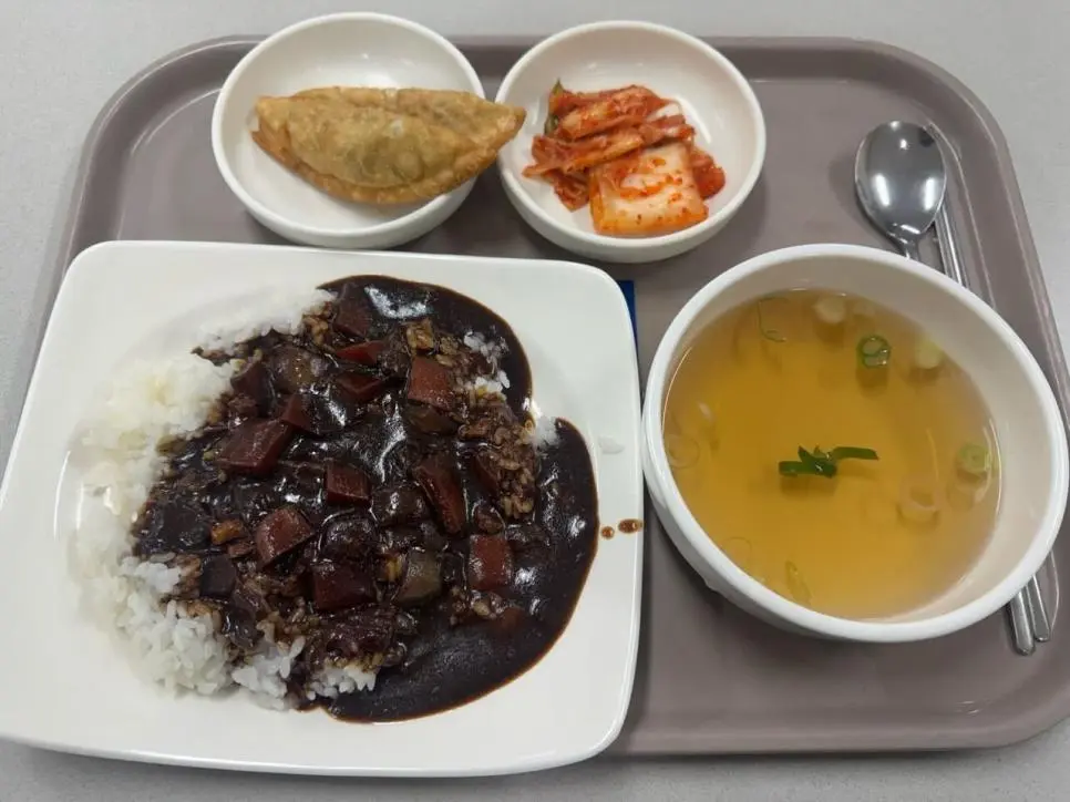 충남대 1000원 학식 근황 ㄷㄷ..jpg | mbong.kr 엠봉