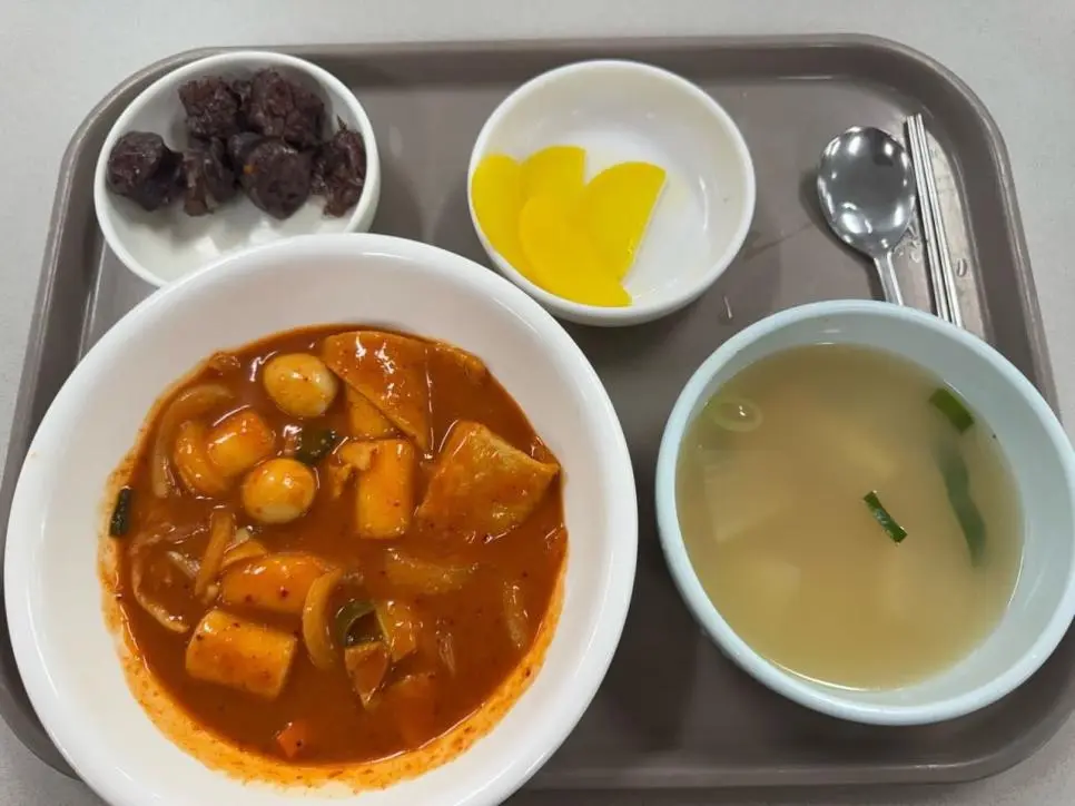 충남대 1000원 학식 근황 ㄷㄷ..jpg | mbong.kr 엠봉