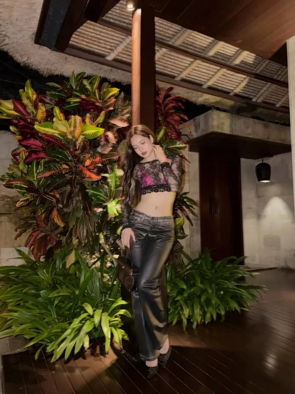 발리에 간 블랙핑크 리사 인스타 | mbong.kr 엠봉