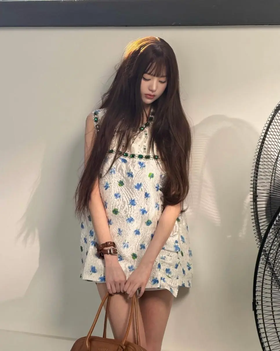 [더쿠 펌] 아이브 장원영 공주 인스타 업뎃 | mbong.kr 엠봉