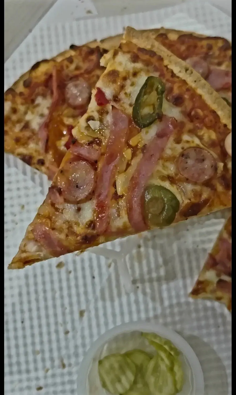 논란중인 도미노 더블 미트 피자 근황 | mbong.kr 엠봉