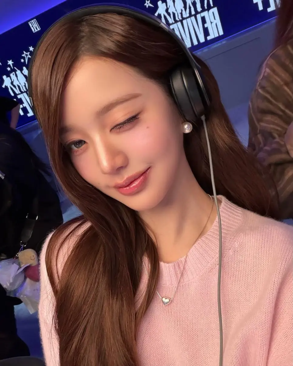 장원영 블랙 시스루 니삭스 | mbong.kr 엠봉