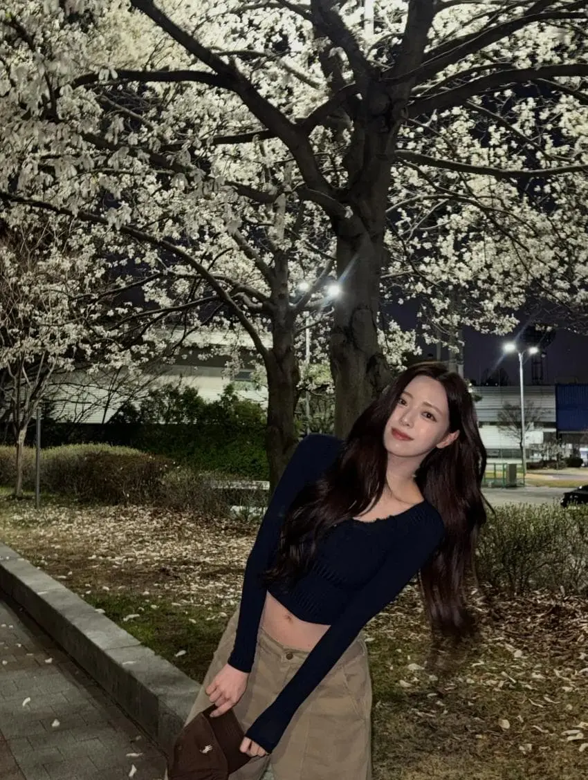 크롭티 ITZY 유나 | mbong.kr 엠봉