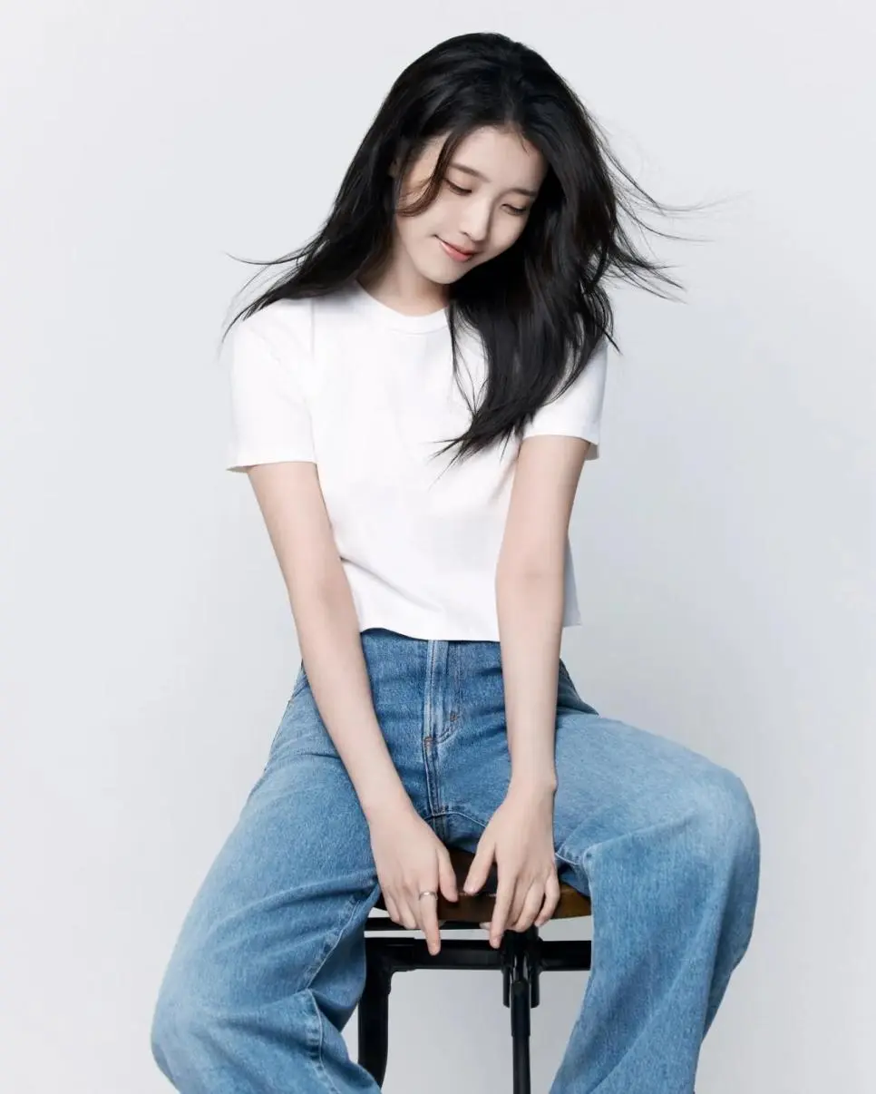 아이유 프로필 사진 이담오피셜 인스타 | mbong.kr 엠봉