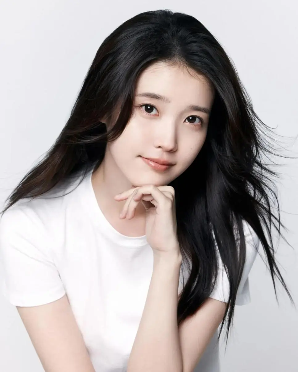 아이유 프로필 사진 이담오피셜 인스타 | mbong.kr 엠봉