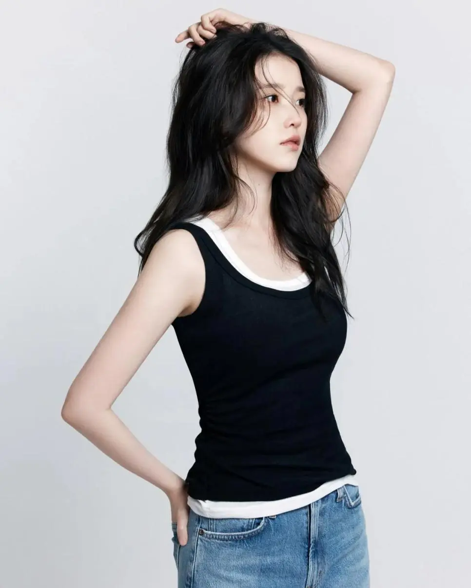 아이유 프로필 사진 이담오피셜 인스타 | mbong.kr 엠봉