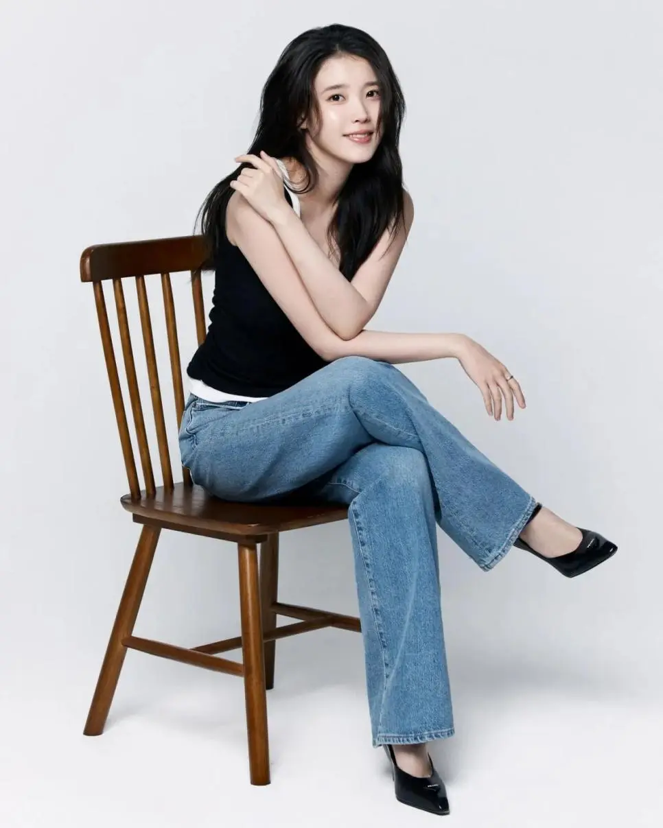 아이유 프로필 사진 이담오피셜 인스타 | mbong.kr 엠봉