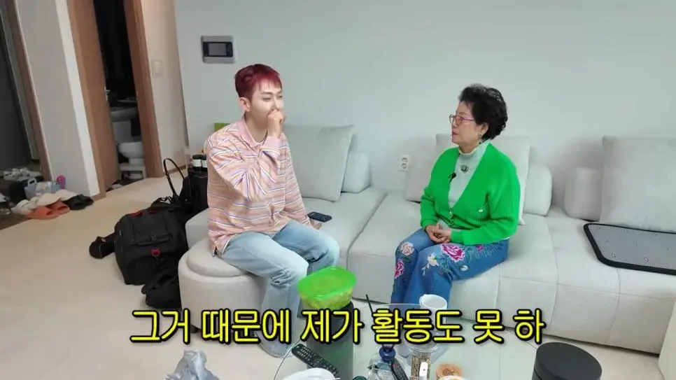 가수 조권이 한동안 방송에 뜸했던 이유 | mbong.kr 엠봉