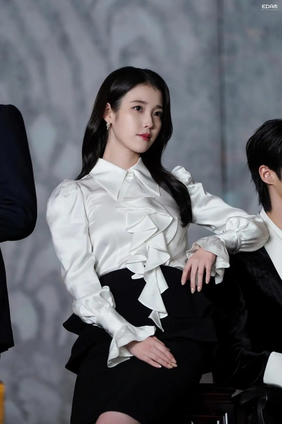 미시느낌 아이유 | mbong.kr 엠봉