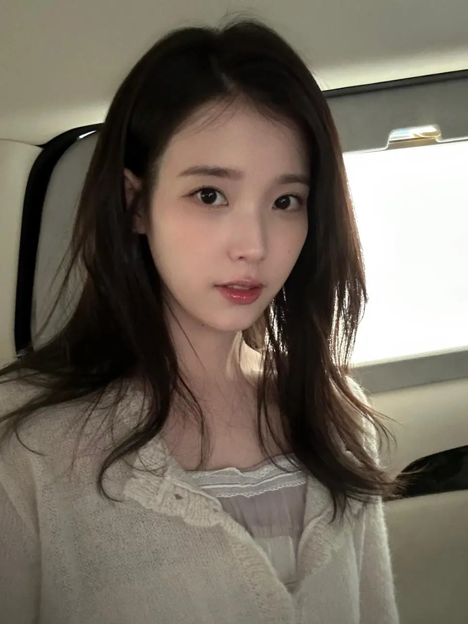 아이유 이담오피셜 인스타 | mbong.kr 엠봉