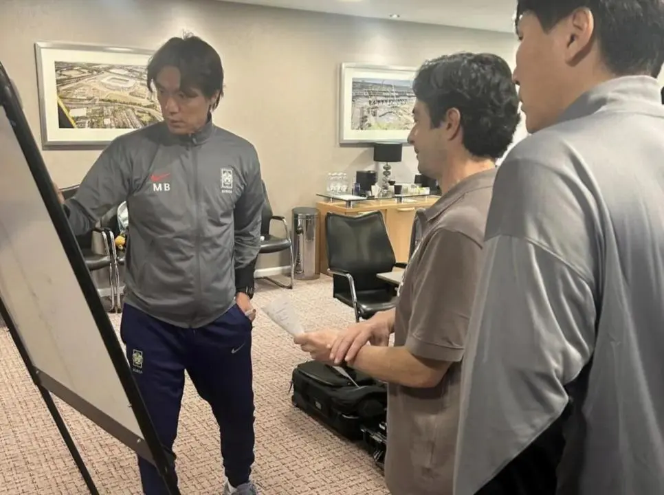 축구대표팀 수석코치 주앙 아로소 인스타 | mbong.kr 엠봉