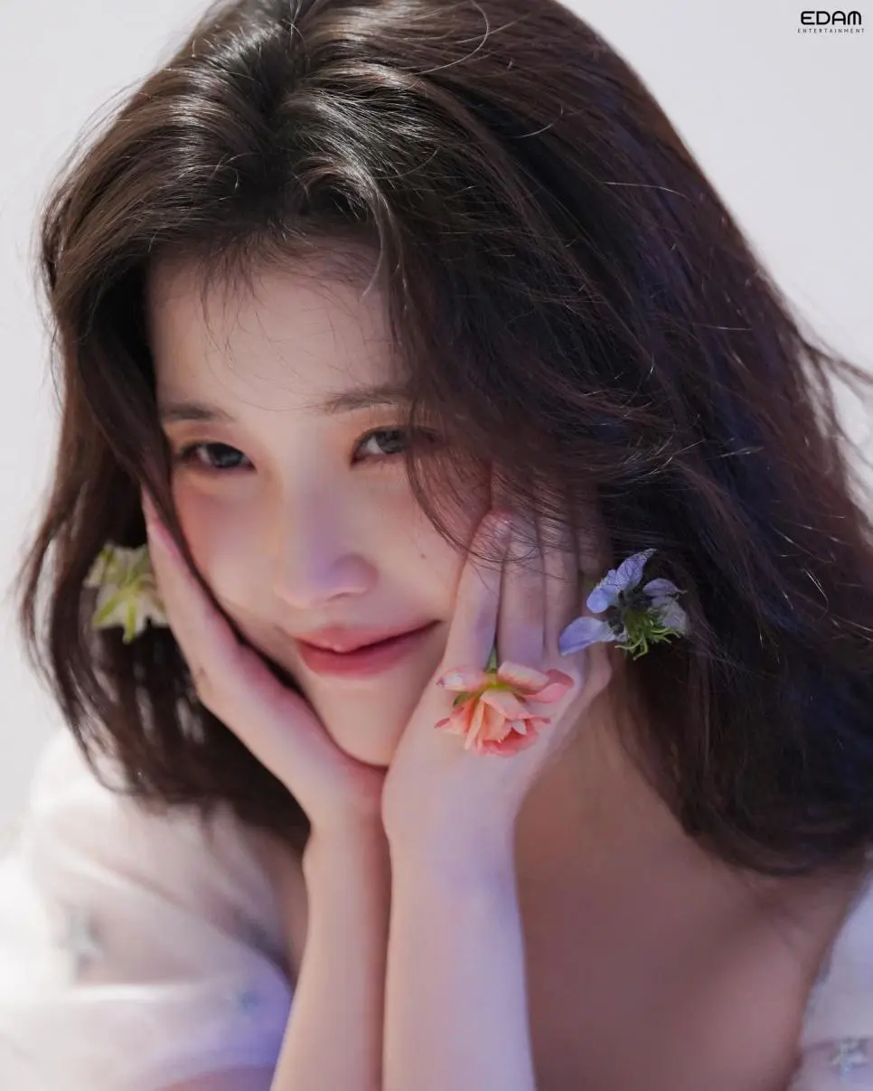 대군부인 아이유 근황.jpg | mbong.kr 엠봉